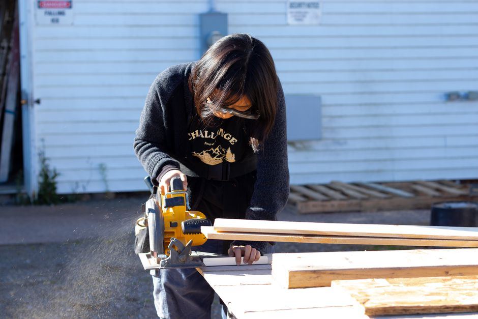 cordless vs corded track saws buying guide